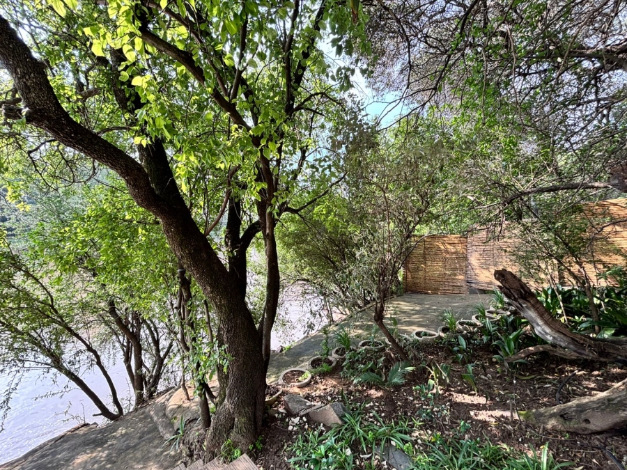 3 Bedroom Property for Sale in Vaal de Grace Golf Estate Free State